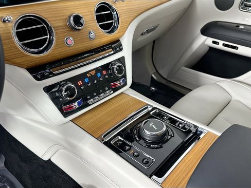 Certified 2021 Rolls-Royce Ghost image 15