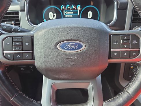 Used 2022 Ford F150 Lariat image 17