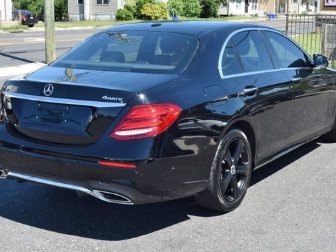 Used 2017 Mercedes-Benz E 300 4MATIC image 12