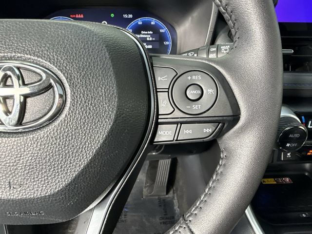 Used 2025 Toyota RAV4 XSE w/ Advanced Technology Package AWD/4WD image 14