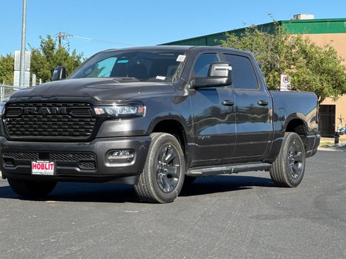 New 2026 RAM 1500 Express AWD/4WD image 7