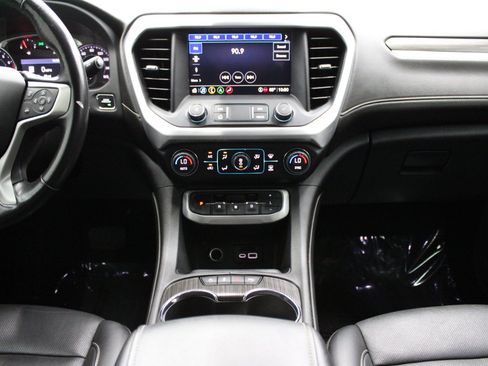 Used 2022 GMC Acadia SLT w/ LPO, Floor Liner Package FWD image 26