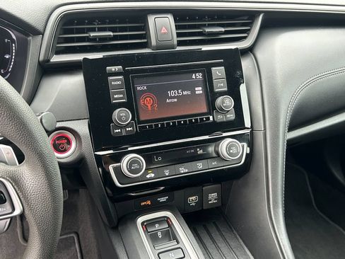 Used 2019 Honda Insight LX image 13