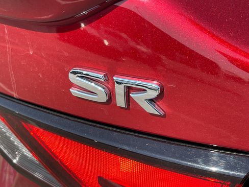 Used 2022 Nissan Sentra SR FWD image 21