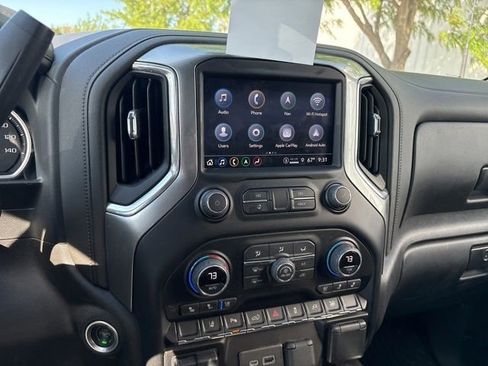Used 2022 Chevrolet Silverado 2500 LTZ w/ LTZ Convenience Package AWD/4WD image 14