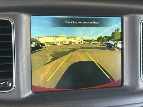Used 2023 Dodge Charger SXT RWD image 11