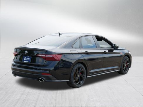 Certified 2023 Volkswagen Jetta GLI Autobahn w/ GLI Black Package FWD image 7