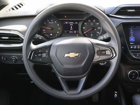 Used 2023 Chevrolet TrailBlazer LT w/ Convenience Package image 13