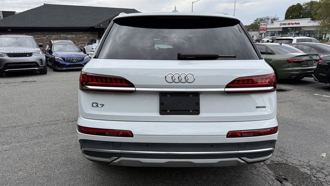 Used 2023 Audi Q7 2.0T Premium Plus w/ Premium Plus Package AWD/4WD image 15
