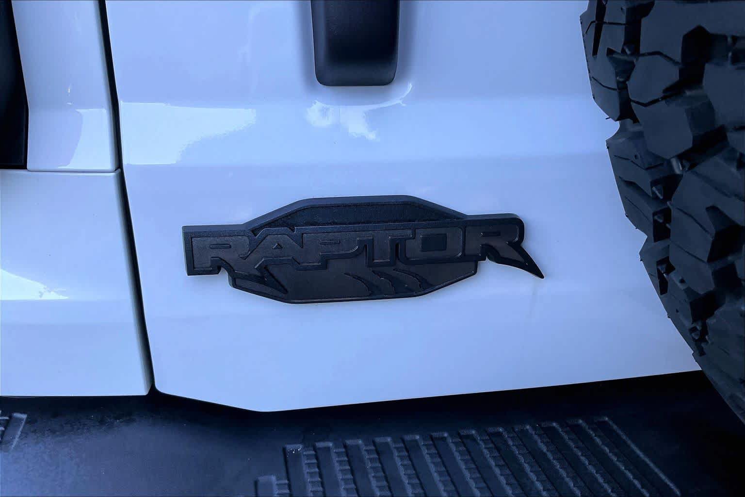 Used 2024 Ford Bronco Raptor w/ Interior Carbon Fiber Pack 6 AWD/4WD image 31