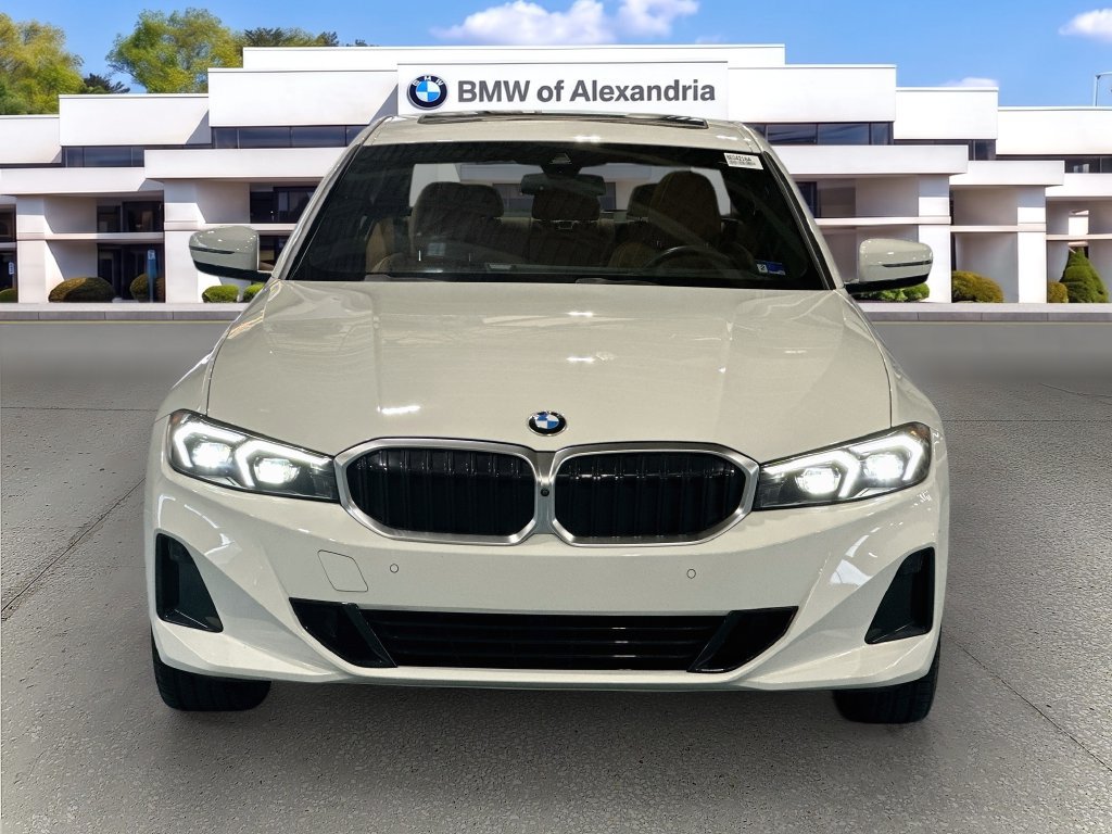 Used 2024 BMW 330i xDrive Sedan w/ Premium Package AWD/4WD image 2