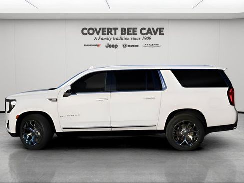 Used 2021 GMC Yukon XL Denali image 2
