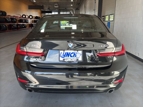 Used 2020 BMW 330i xDrive Sedan w/ Premium Package AWD/4WD image 3