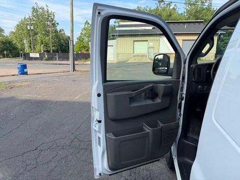 Used 2021 Chevrolet Express 2500 w/ Driver Convenience Package RWD image 10