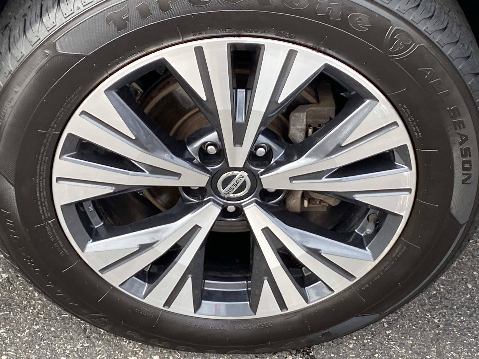 Used 2021 Nissan Rogue SV AWD/4WD image 22