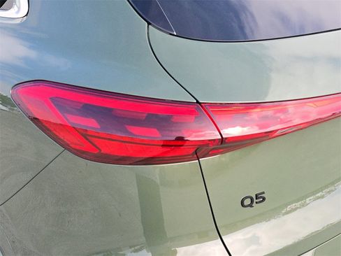 New 2025 Audi Q5 Premium Plus image 34