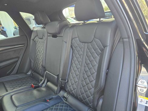 Used 2019 Audi SQ5 Prestige image 17