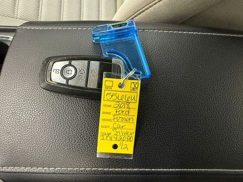 Used 2018 Ford Fusion S image 29