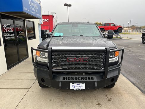 Used 2015 GMC Sierra 2500 Denali w/ Duramax Plus Package image 3