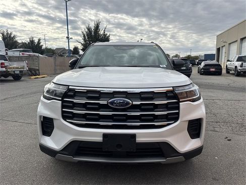 New 2026 Ford Explorer Active image 3