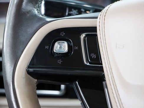 Used 2020 Lincoln Aviator Reserve w/ Equipment Group 202A image 13