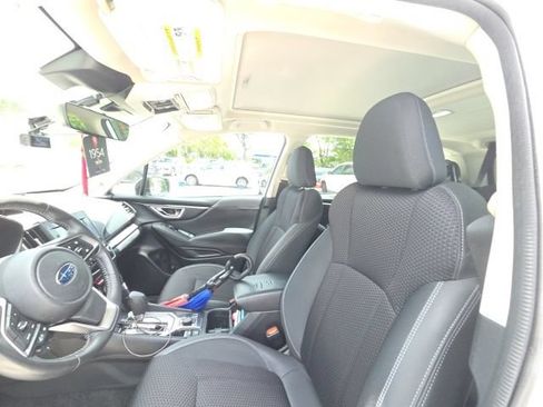 Certified 2022 Subaru Forester Premium AWD/4WD image 9