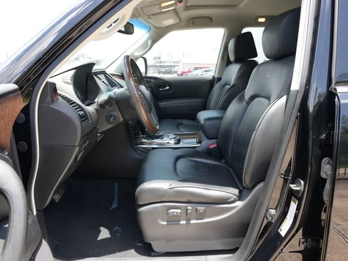 Used 2014 INFINITI QX80 2WD w/ Deluxe Touring Package image 17