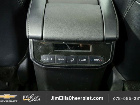 Used 2022 Toyota Highlander Limited FWD image 18