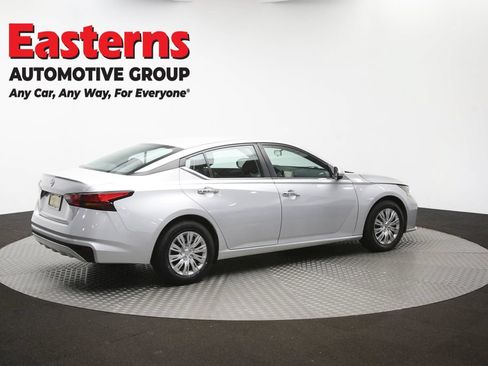 Used 2023 Nissan Altima 2.5 S FWD image 40
