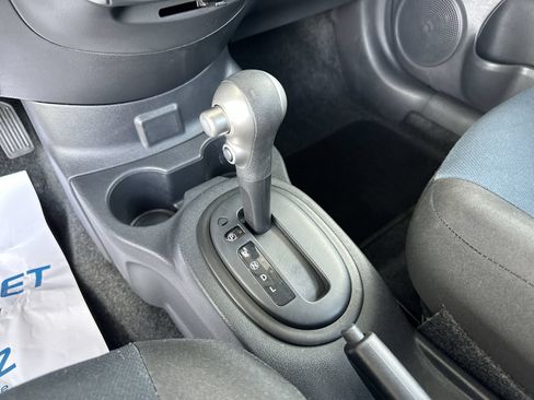 Used 2018 Nissan Versa Note S FWD image 14