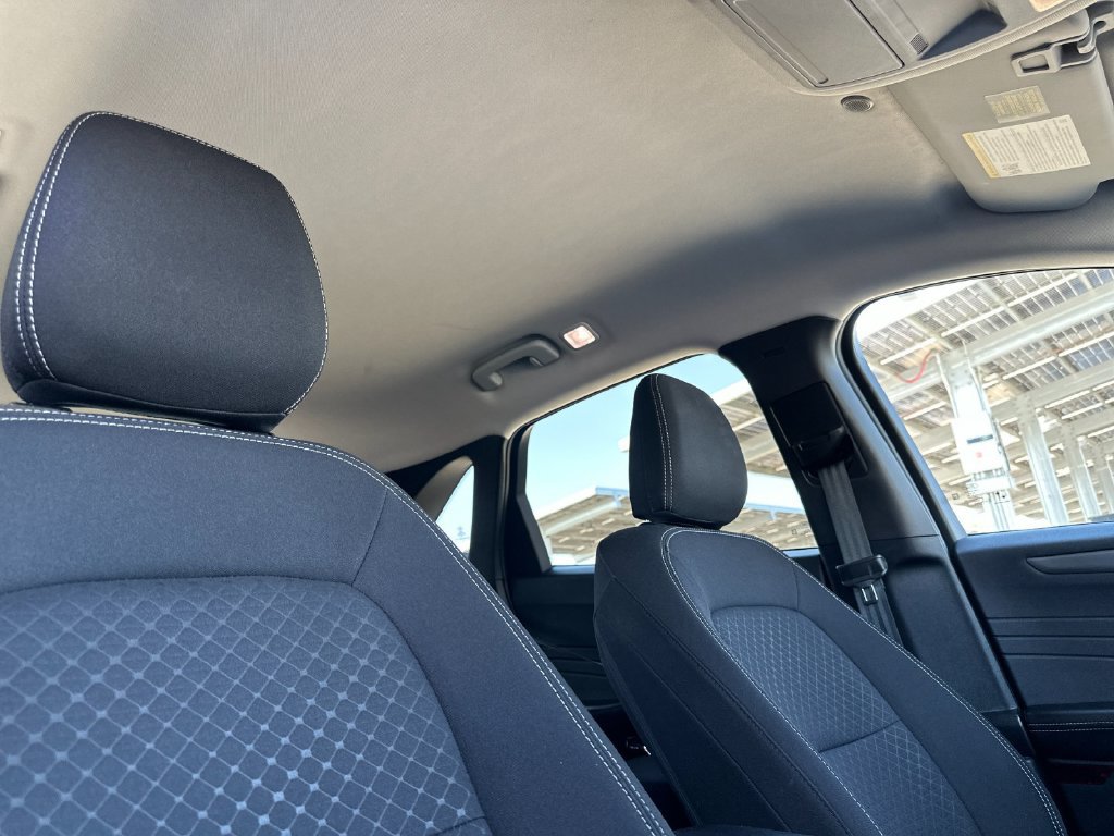 Certified 2025 Ford Escape Active FWD image 16