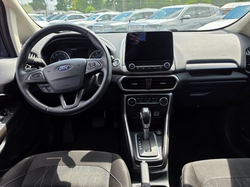 Used 2020 Ford EcoSport SE FWD image 9