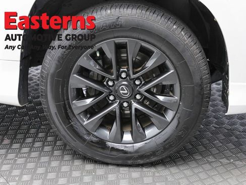 Used 2020 Lexus GX 460 Premium w/ Premium Package AWD/4WD image 36