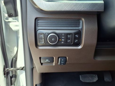 New 2026 Ford F350 King Ranch w/ FX4 Off-Road Package AWD/4WD image 27