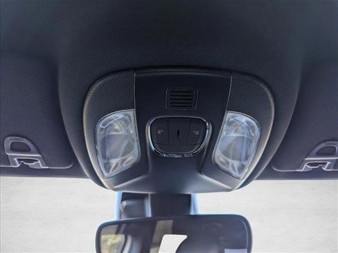 New 2026 Jeep Compass Latitude image 20