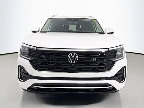 Used 2025 Volkswagen Atlas SEL Premium R-Line image 2