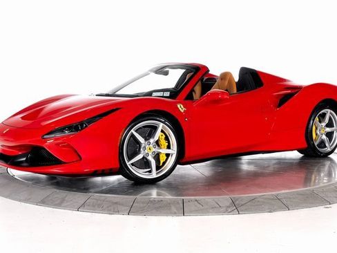 Used 2023 Ferrari F8 Tributo image 1