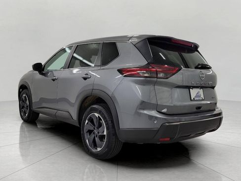 Used 2025 Nissan Rogue SV image 21
