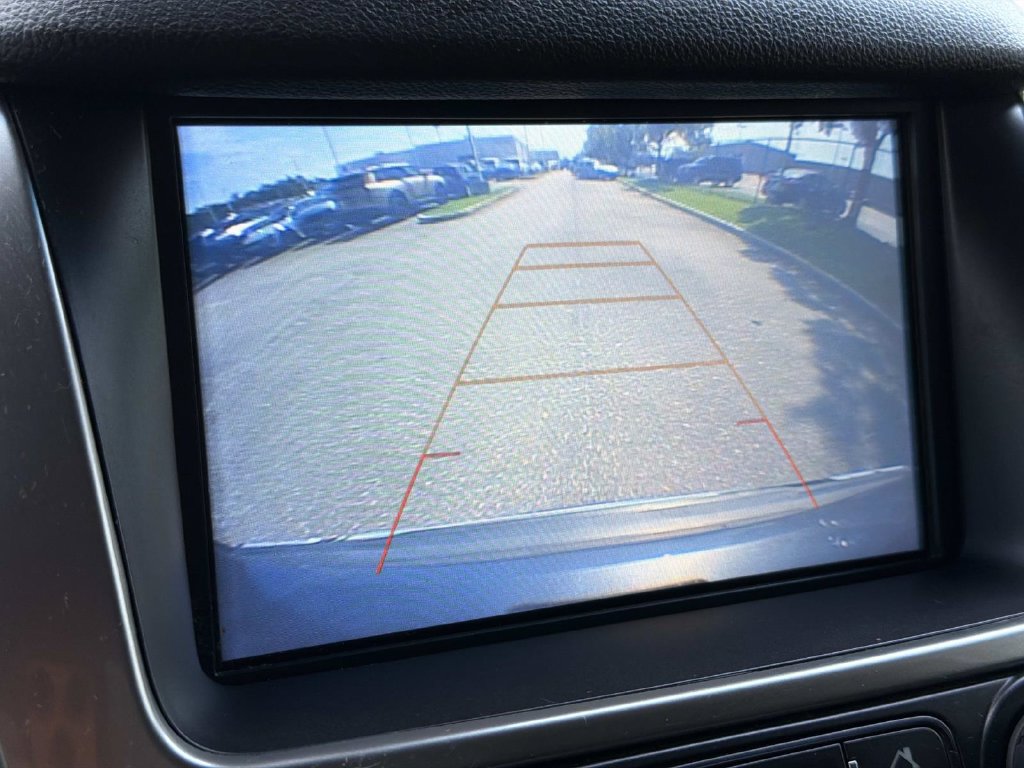 Used 2019 Chevrolet Suburban Premier RWD image 26