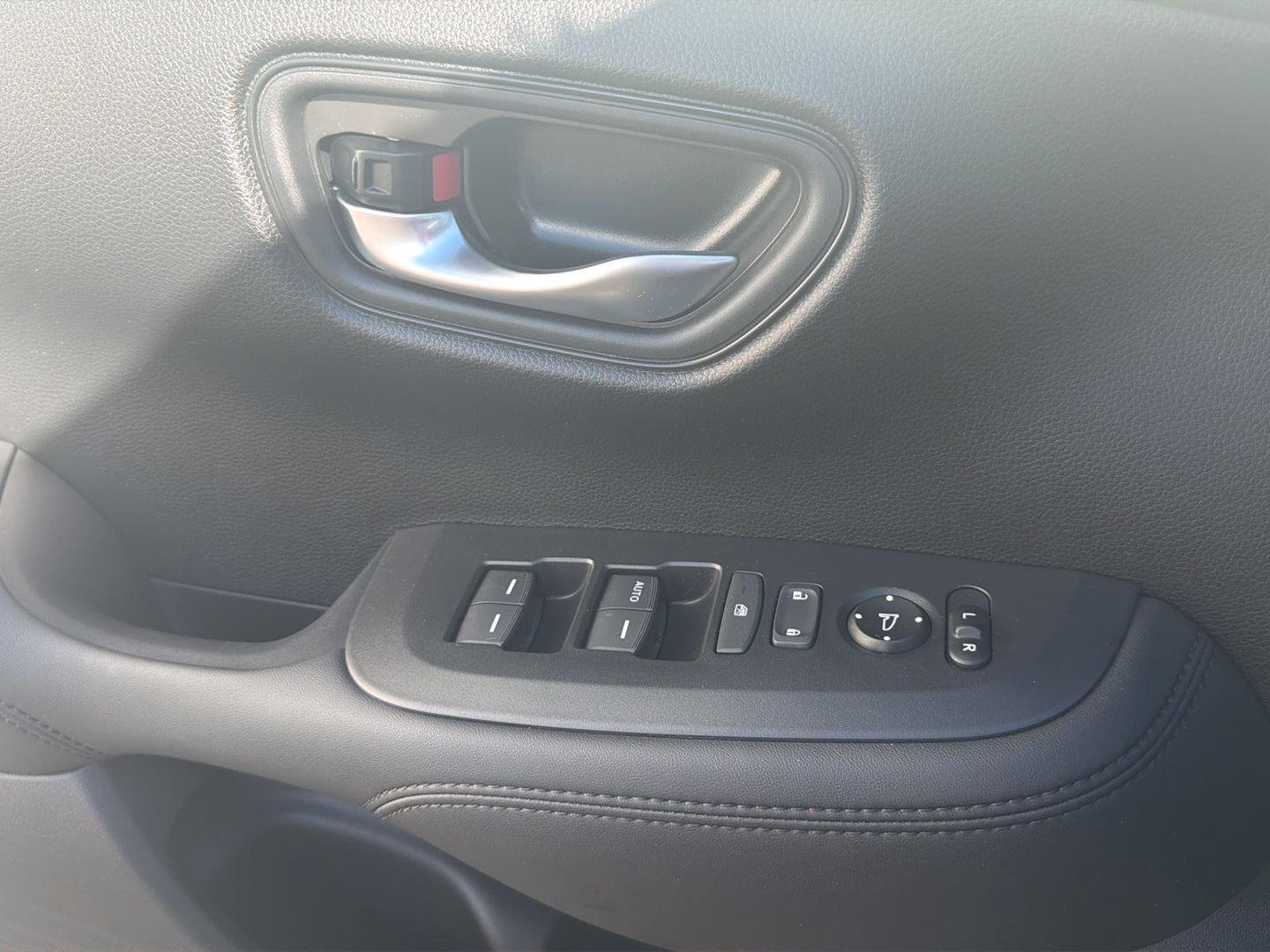 Used 2026 Honda HR-V LX image 20