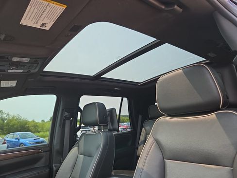 Certified 2022 Chevrolet Tahoe Premier w/ Premium Package AWD/4WD image 26