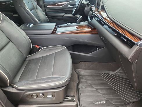 Used 2022 Cadillac Escalade Premium Luxury w/ Performance Package RWD image 28