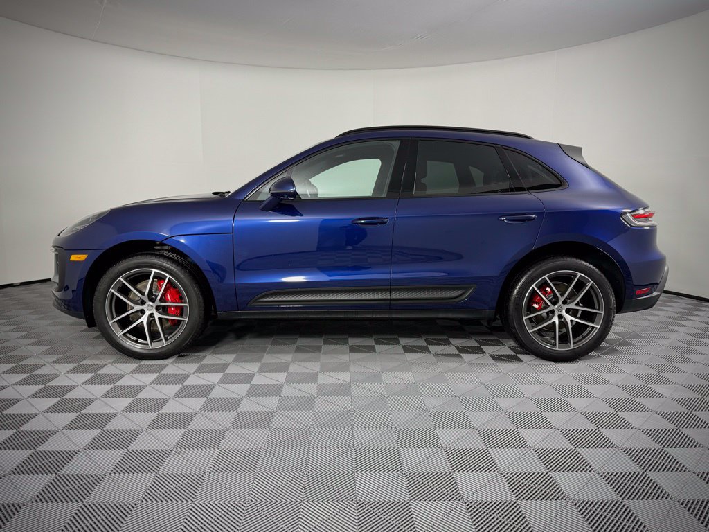 Certified 2026 Porsche Macan S AWD/4WD image 2