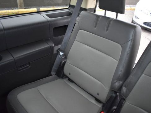 Used 2017 Ford Flex SEL w/ Equipment Group 202A image 25
