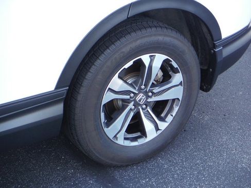 Used 2018 Honda CR-V LX image 3