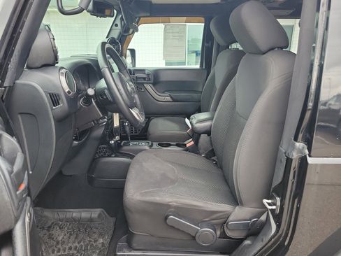 Used 2016 Jeep Wrangler Sport image 12