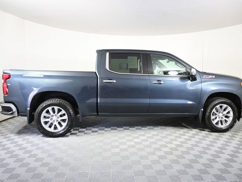 Used 2020 Chevrolet Silverado 1500 LTZ AWD/4WD image 8
