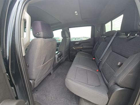 Used 2020 Chevrolet Silverado 1500 LT Trail Boss AWD/4WD image 8