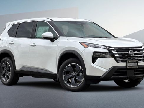 New 2026 Nissan Rogue SV image 2