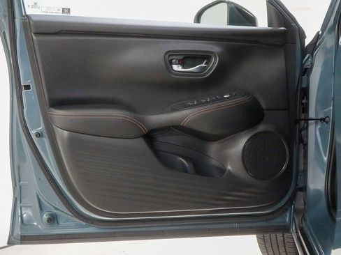 Used 2025 Honda HR-V Sport image 18